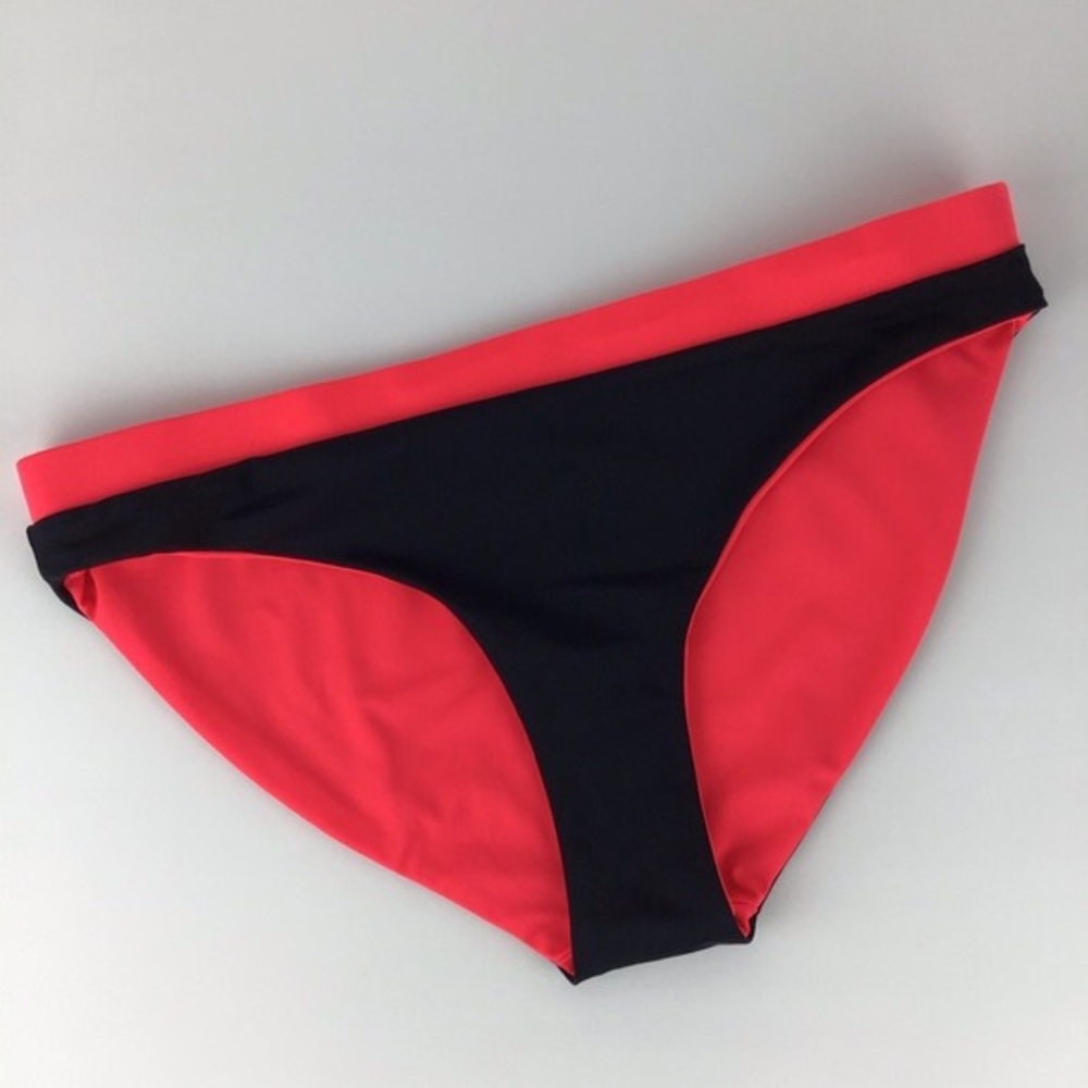 ZELLA SWIM REVERSIBLE BIKINI BOTTOMS BLACK RED HIBISCUS LARGE NWOT